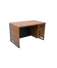 Elito Staff Table